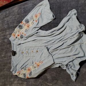 Liv Los Angeles Embroidered Blouse